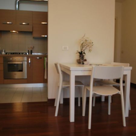 Lovely Apartment Верона Экстерьер фото